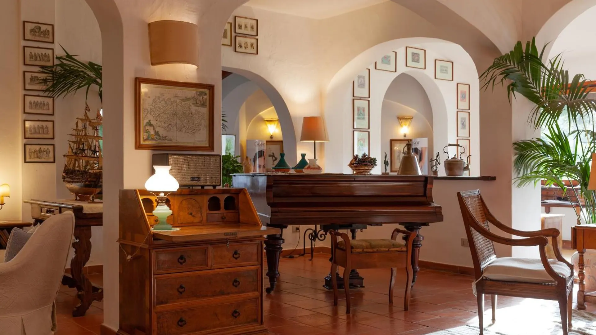 Nora Club Hotel & Spa Pula 4*,  Italia