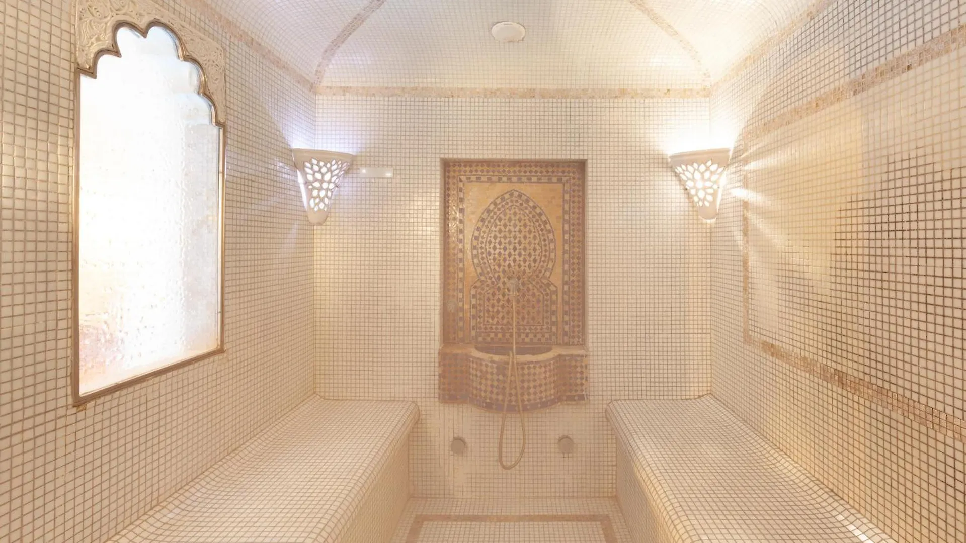 Nora Club Hotel & Spa Пула
